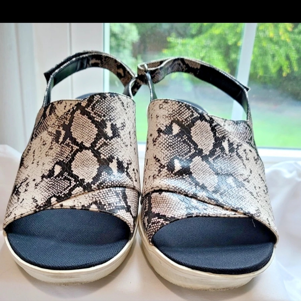 ALIZ NAT ER UR Snakeskin Patterned Women's Sandals Sz 11W